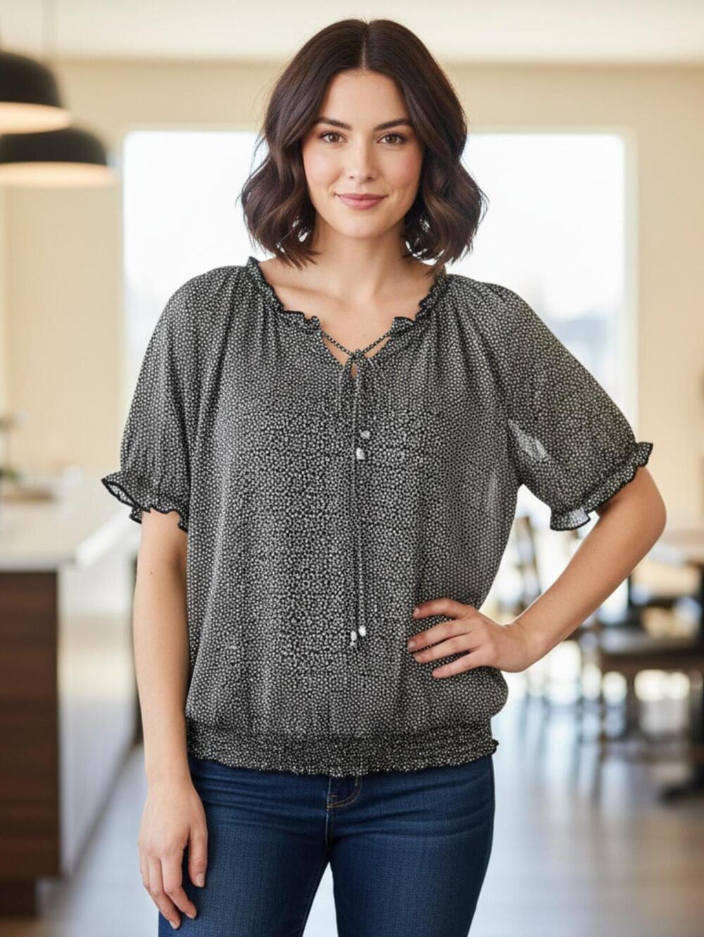Faded Glory Women's Black and White Printed Short Sleeve Blouse Top XL 16-18